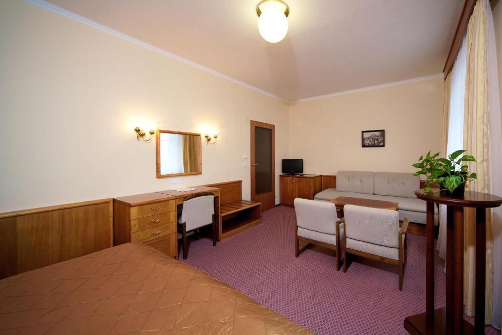 Orea Spa Hotel San Remo Mariánské Lázně Oda fotoğraf